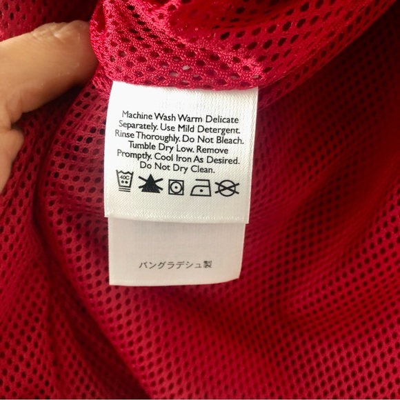 Vintage L.L. Bean Windbreaker with Hidden Hood and Zipper Pockets Size Large - Picture 6 of 12